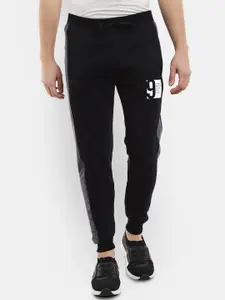 V-Mart Men Black Printed Terry Regular Fit Joggers