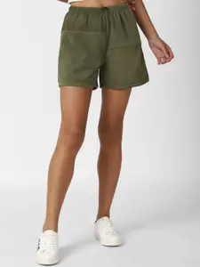 FOREVER 21 Women Olive Green Solid Shorts