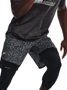 UNDER ARMOUR Men Black Abstract Printed Train Stretch Training or Gym Sports Shorts