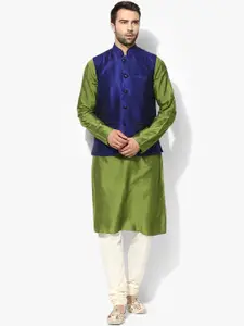 KISAH Men Green Kurta with Churidar