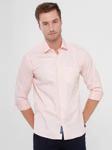 Linen Club Men Pink Checked Cotton Casual Shirt