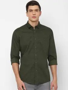 Louis Philippe Jeans Men Olive Green Slim Fit Printed Cotton Casual Shirt