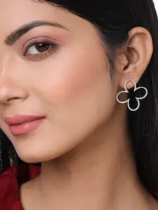 Mitali Jain Silver-Toned Floral Studs Earrings