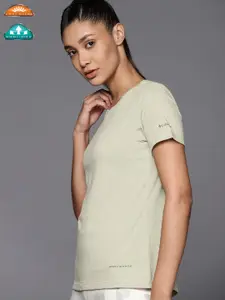 Columbia Women Olive Green Solid Omni Heat Infinity T-shirt