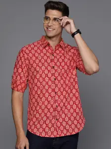 Indo Era Men Red & Coral Pink Smart Floral Printed Cotton Casual Shirt