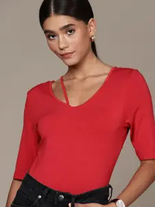 bebe Women True Red Brighter Basics Cut-Out T-shirt