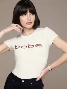 bebe Women Egret Essential Typography Applique T-shirt