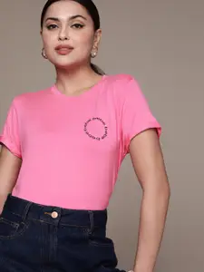 bebe Women Sangria Sunset Season Staple Brand Logo Print T-shirt