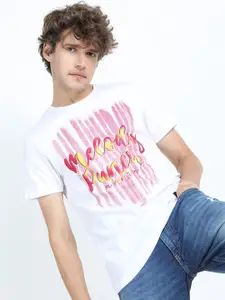 LOCOMOTIVE Men White & Pink Typography Printed Slim Fit Cotton T-shirt
