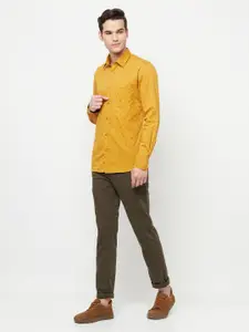 Crimsoune Club Men Mustard Floral Printed Pure Cotton Slim Fit Casual Shirt