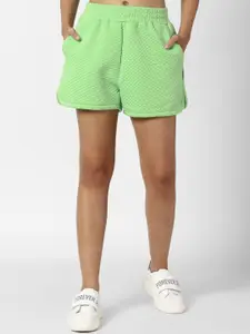 FOREVER 21 Women Green Solid Shorts