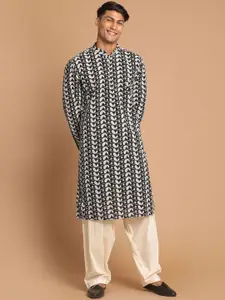 VASTRAMAY Men Black Embroidered Chikankari Pure Cotton Kurta with Patiala