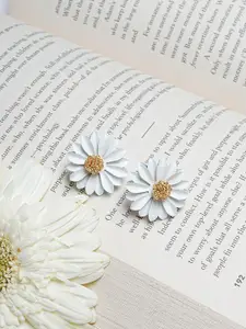 BEWITCHED White & Yellow Floral Studs Earrings