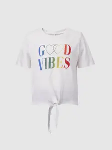 KIDS ONLY Girls Off White Typography Printed Applique T-shirt