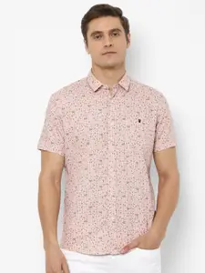 Louis Philippe Jeans Men Peach-Coloured Slim Fit Floral Printed Casual Shirt