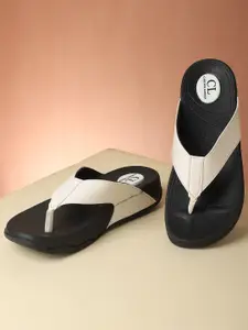 Carlton London Men White & Black Comfort Sandals