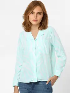 Vero Moda Women Blue Printed Casual Shirt