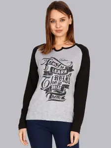 Fleximaa Women Grey Melange & Black Typography Printed Cotton T-shirt