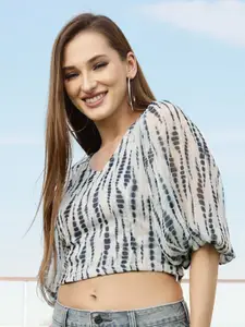 Sera Off White & Blue Tie and Dye Georgette Crop Top