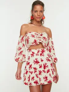 Trendyol Women White & Red Printed Top With Skirt