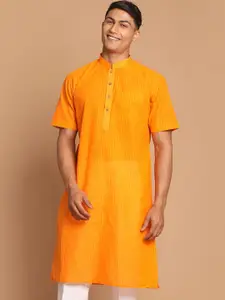 VASTRAMAY Men Orange Solid Pure Cotton Straight Kurta