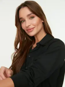Trendyol Women Black Solid Casual Shirt