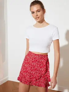 Trendyol Women Red & White Floral Print Shorts