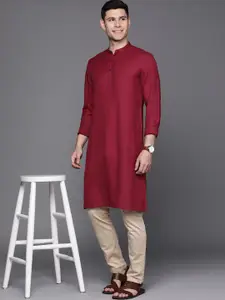 Indo Era Men Maroon Solid Kurta