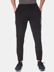 FITINC Men Black Solid Relaxed-Fit Light Weight Track Pant with Zipper Pockets
