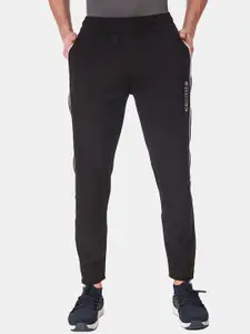 FITINC Men Black Solid Dryfit Relaxed Fit Track Pants