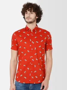 Mufti Men Red & White Slim Fit Floral Printed Cotton Casual Shirt