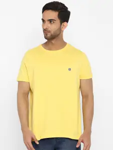 Turtle Men Yellow Solid Pure Cotton Slim Fit T-shirt