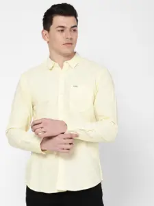 Wrangler Yellow Solid Cotton Casual Shirt
