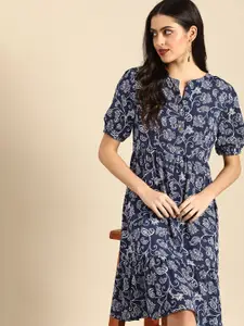 all about you Women Blue & White Floral Casual Fit And Flare Dress