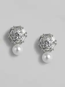 MIDASKART Women Silver-Toned & White Geometric Studs Earrings