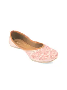 DESI COLOUR Women Peach-Coloured Embellished Ethnic Mojaris Flats