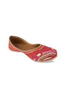 DESI COLOUR Women Red Ethnic Mojaris Flats