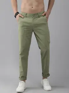 Roadster Men Green Solid Slim Fit Regular Trousers