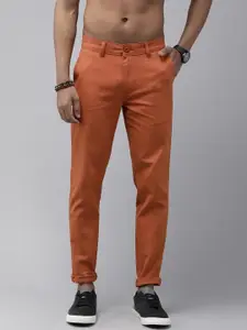 Roadster Men Orange Straight Fit Solid Trousers