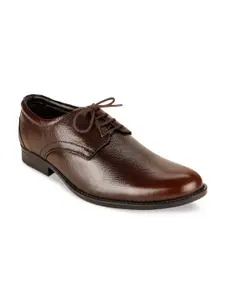 Regal Men Brown Textured Leather Formal Derby Shoes