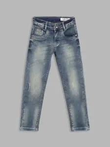 Blue Giraffe Boys Blue Mildly Distressed Heavy Fade Stretchable Jeans