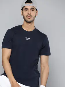 Reebok Men Navy Blue Pure Cotton Solid Regular Fit Indigo Training or Gym T-shirt
