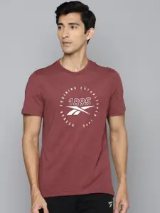 Reebok Men Burgundy Brand Logo Printed Slim Fit Workout T-shirt