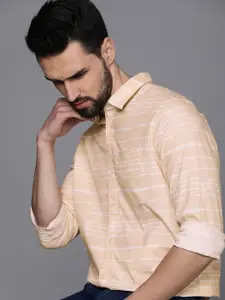 WROGN Men Cream-Coloured & White Slim Fit Pure Cotton  Striped Casual Shirt