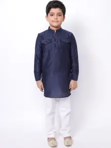NAMASKAR Boys Grey Solid Cotton Kurta