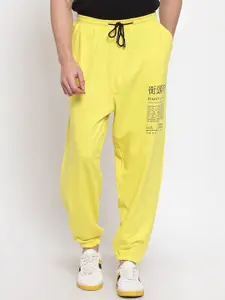 PAUSE SPORT Men Yellow Printed Cotton Relaxed -Fit Joggers