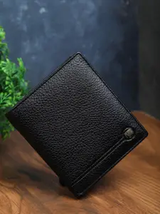 K London Men Black Textured Leather Two Fold Wallet