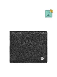 Eske Men Black Textured Leather Two Fold Wallet