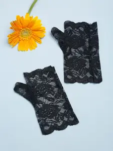 TIPY TIPY TAP Women Black Self-Design Gloves