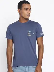 Lee Men Blue Pockets Slim Fit T-shirt